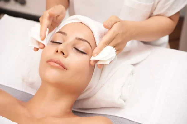 dra sindy sanchez medicina estetica y cosmetologia limpieza facial grado medico